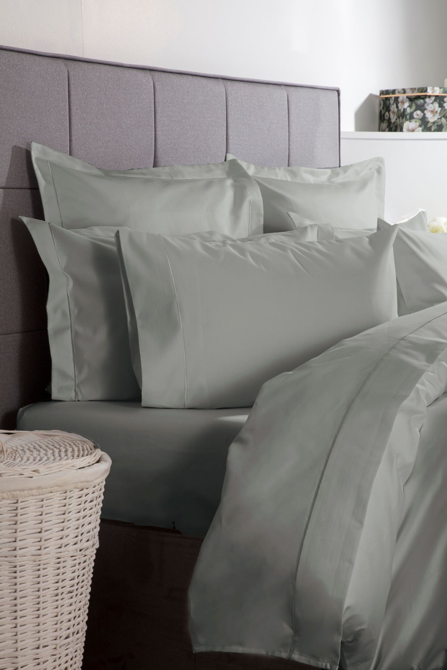 1000 Thread Count 100% Egyptian Cotton Bed Linen in Platinum Grey