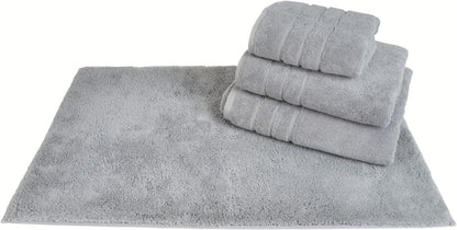 Hotel Quality 800gsm Bath Towels in Light Grey