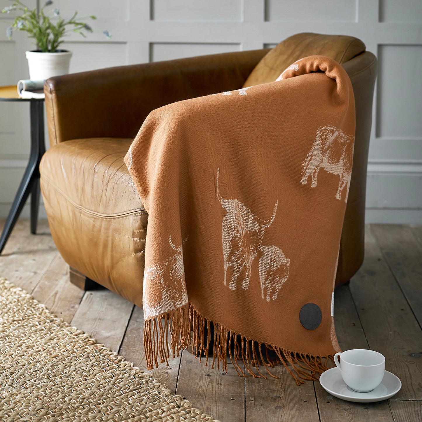 Acrylic Supersoft Fringed Throw Highland Cow