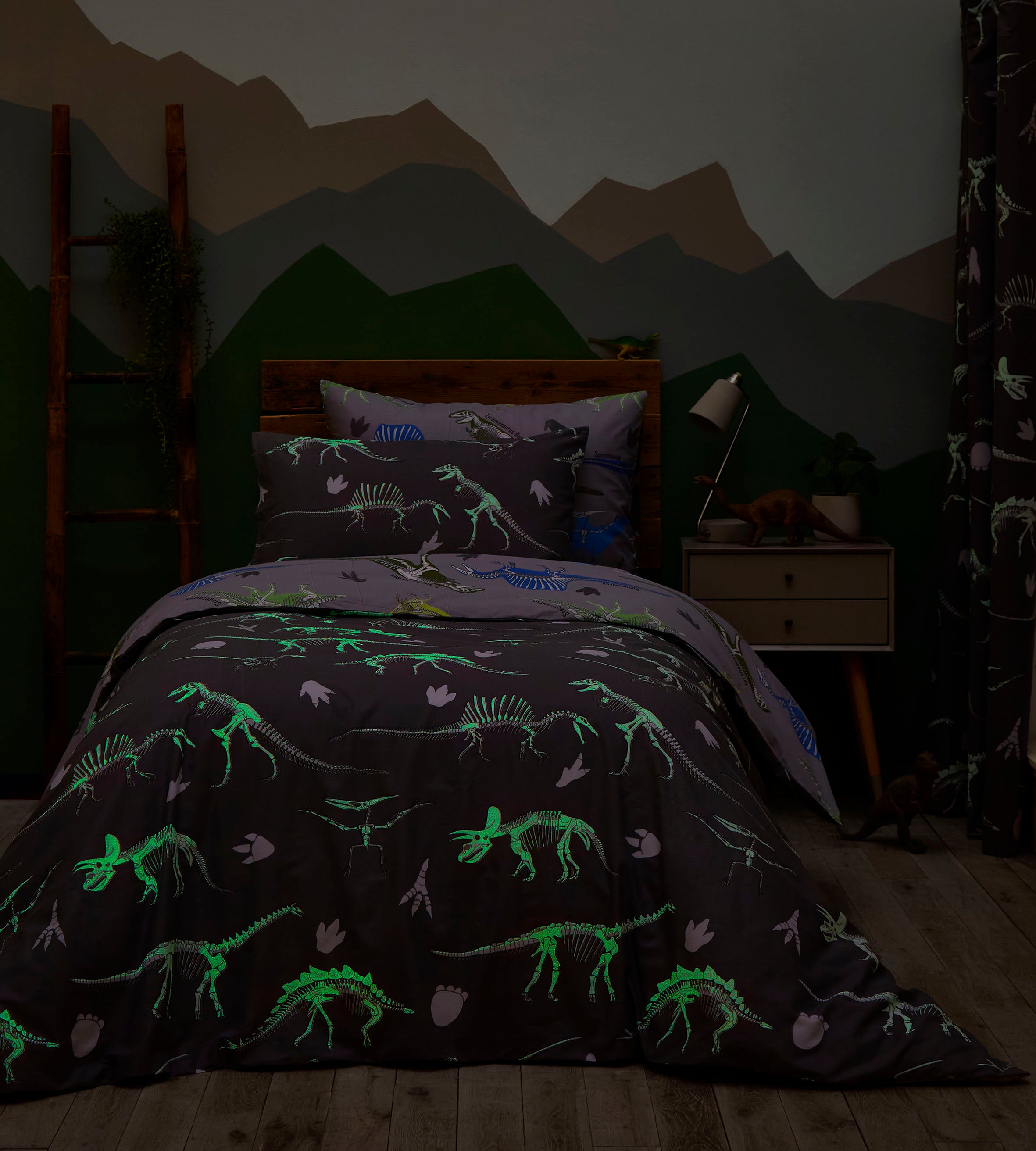 Dinosaur duvet and curtains best sale