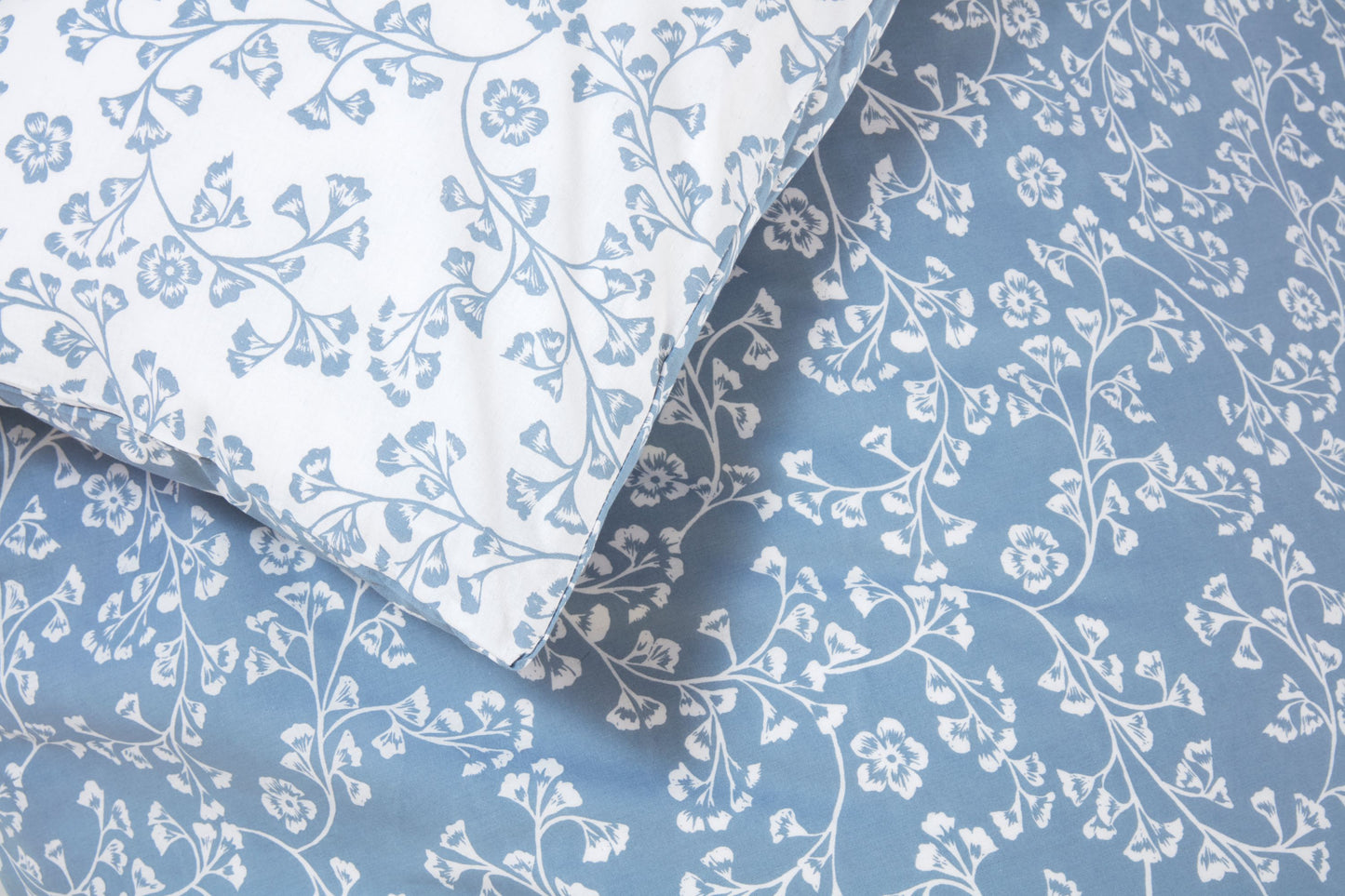 Sade Blue & White Floral Design Bed Linen, Curtains