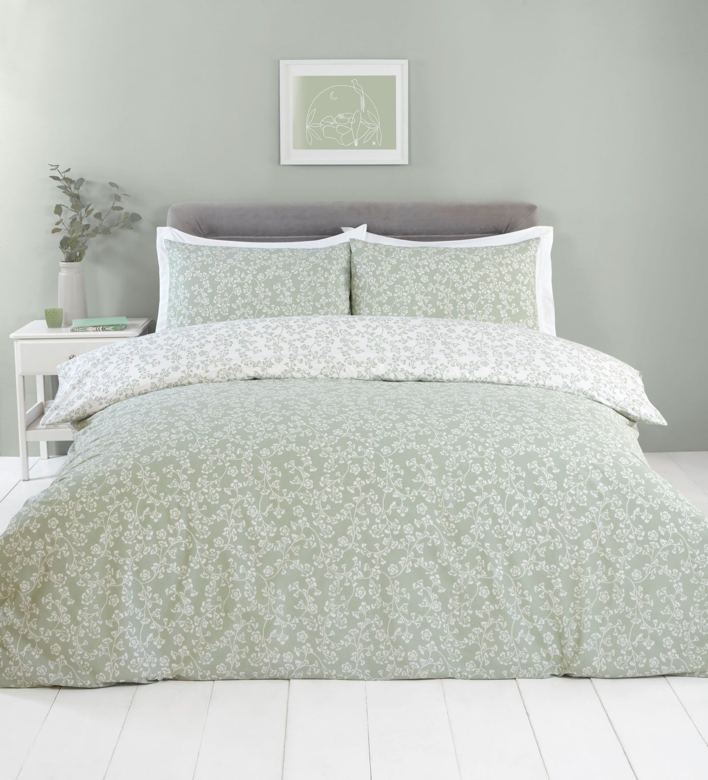 Sade Green & White Floral Design Bed Linen, Curtains