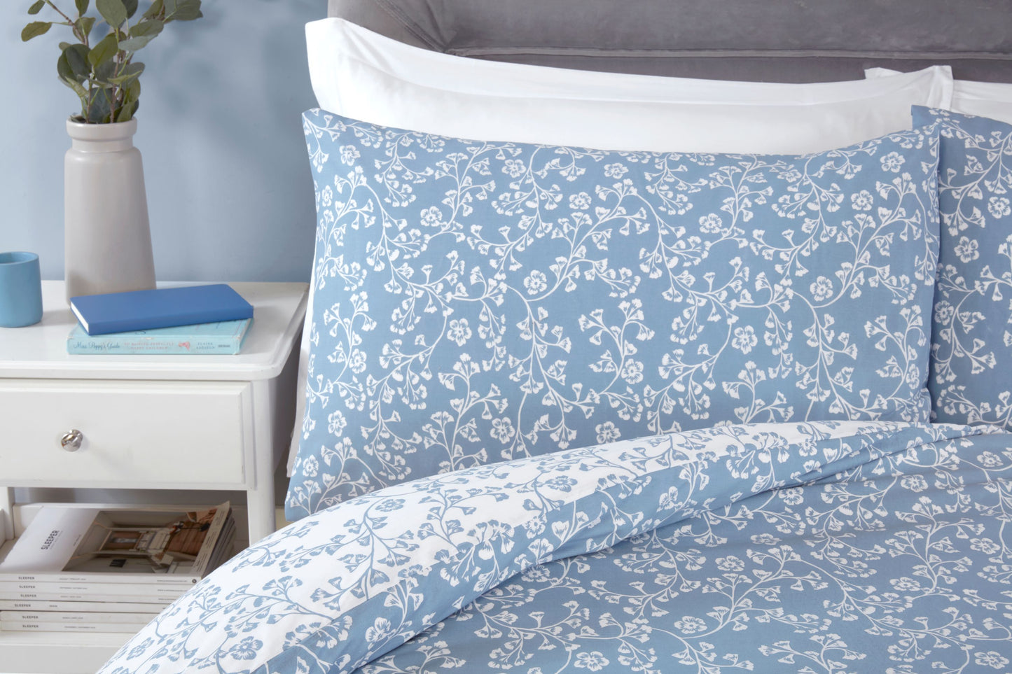 Sade Blue & White Floral Design Bed Linen, Curtains