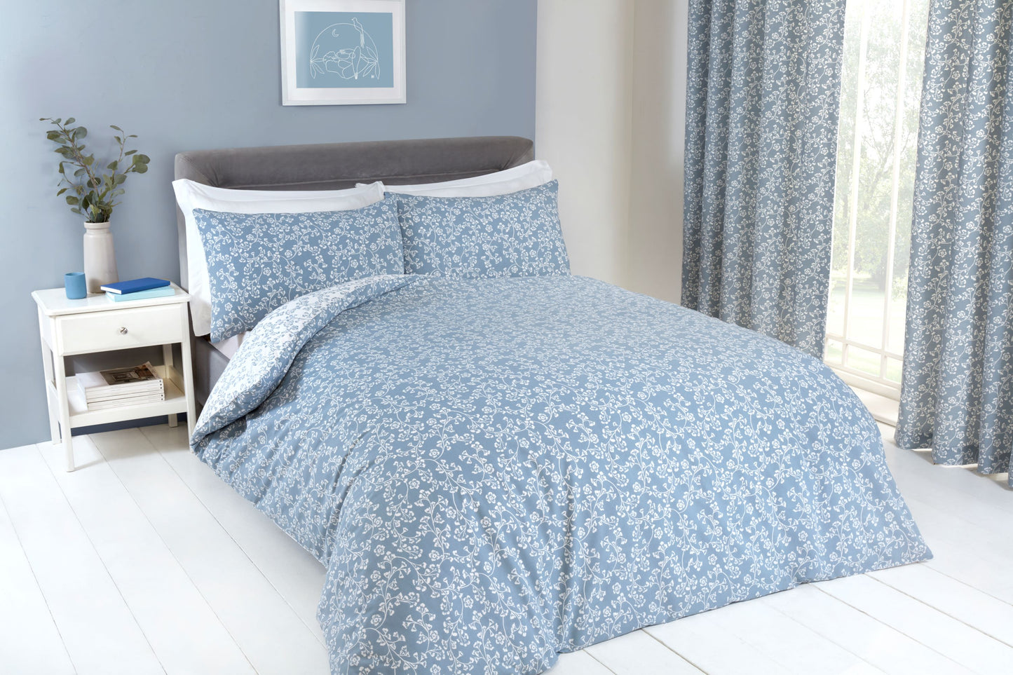 Sade Blue & White Floral Design Bed Linen, Curtains