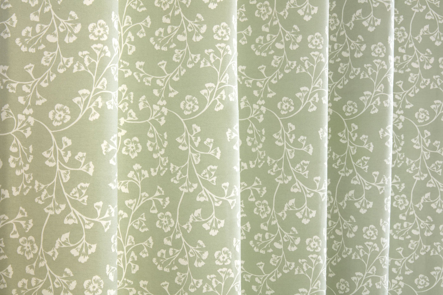 Sade Green & White Floral Design Bed Linen, Curtains