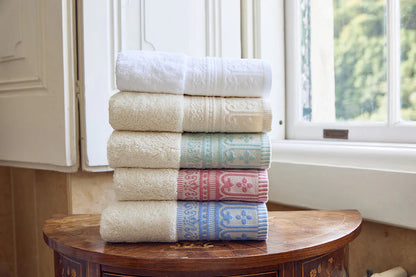 100% Cotton Jacquard Design Bath Towels Natural & Blue