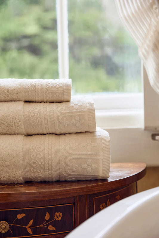100% Cotton Jacquard Design Bath Towels Natural