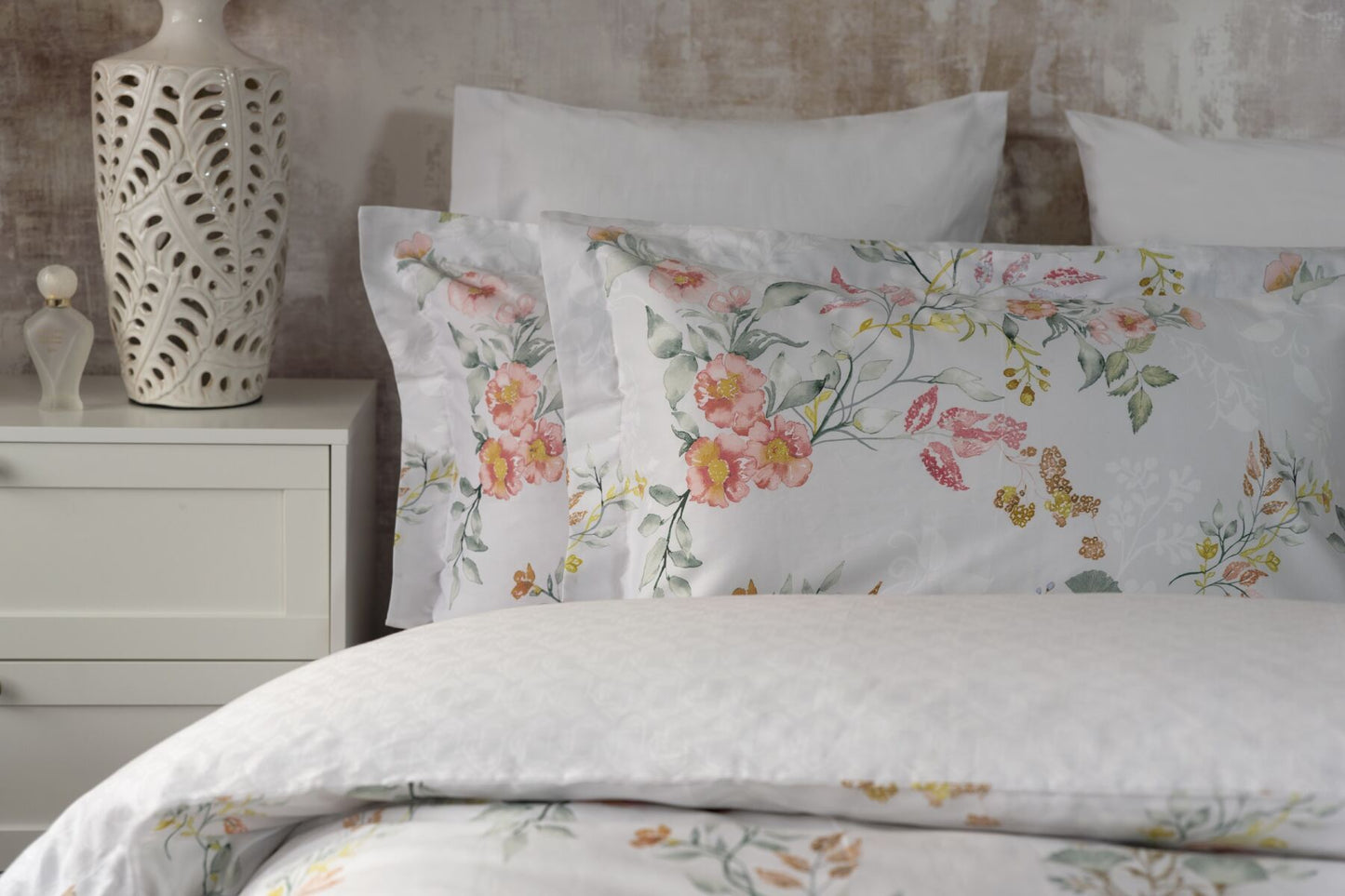 100% Cotton Rieva Floral Design Duvet Set