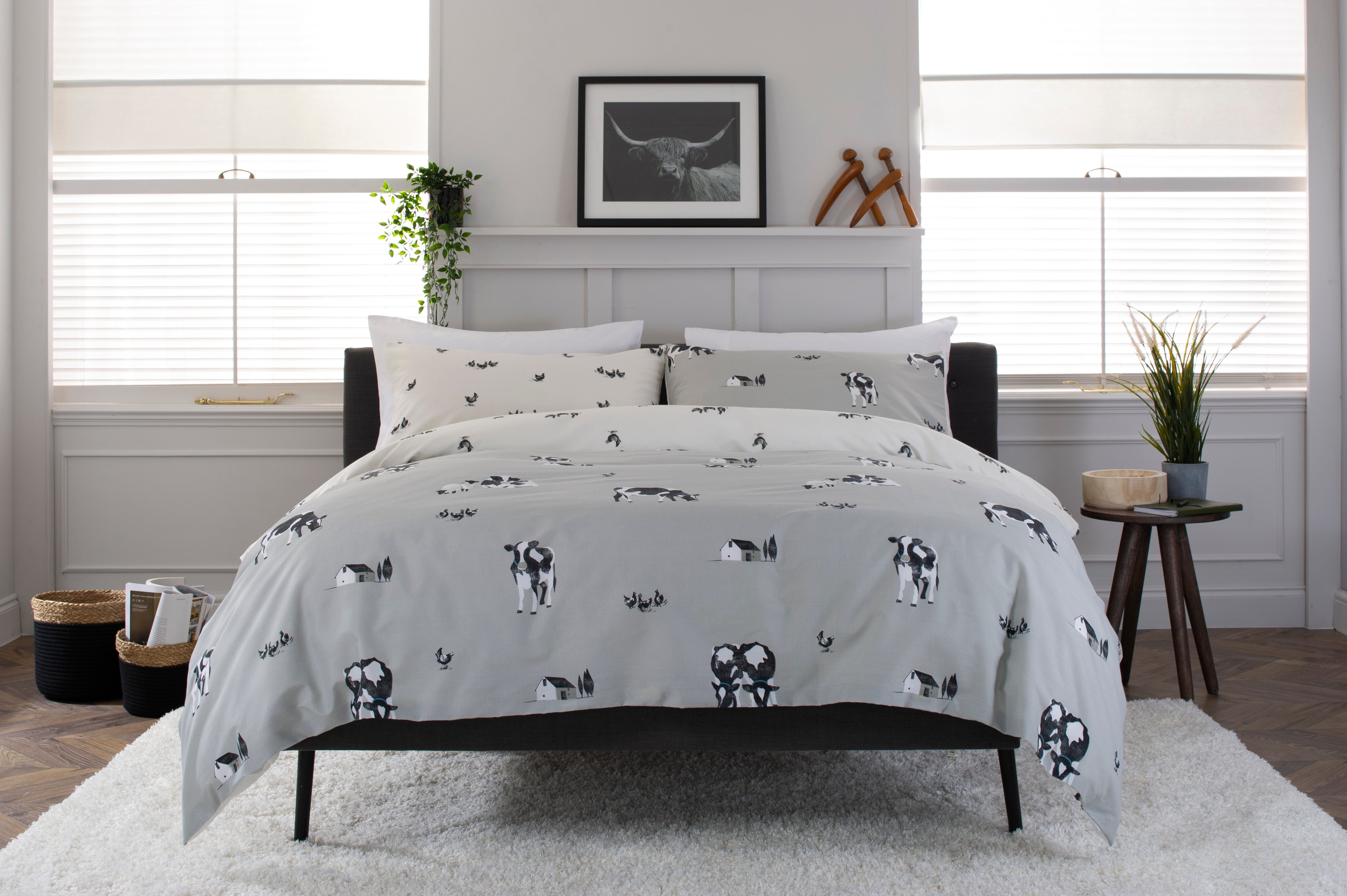 Farmyard bedding outlet set