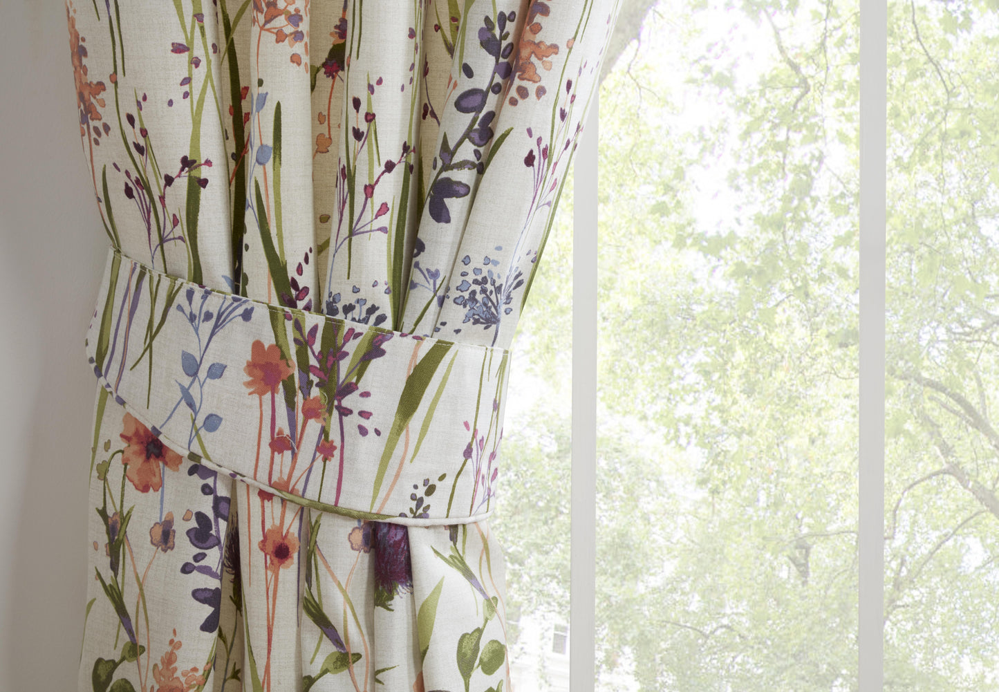 Hampshire Floral Design Bed Linen, Curtains in Multi