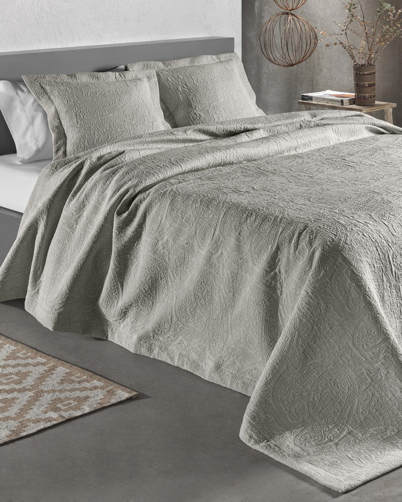 Cotton Rich Woven Bedspread Jacquard Kashmir in Grey